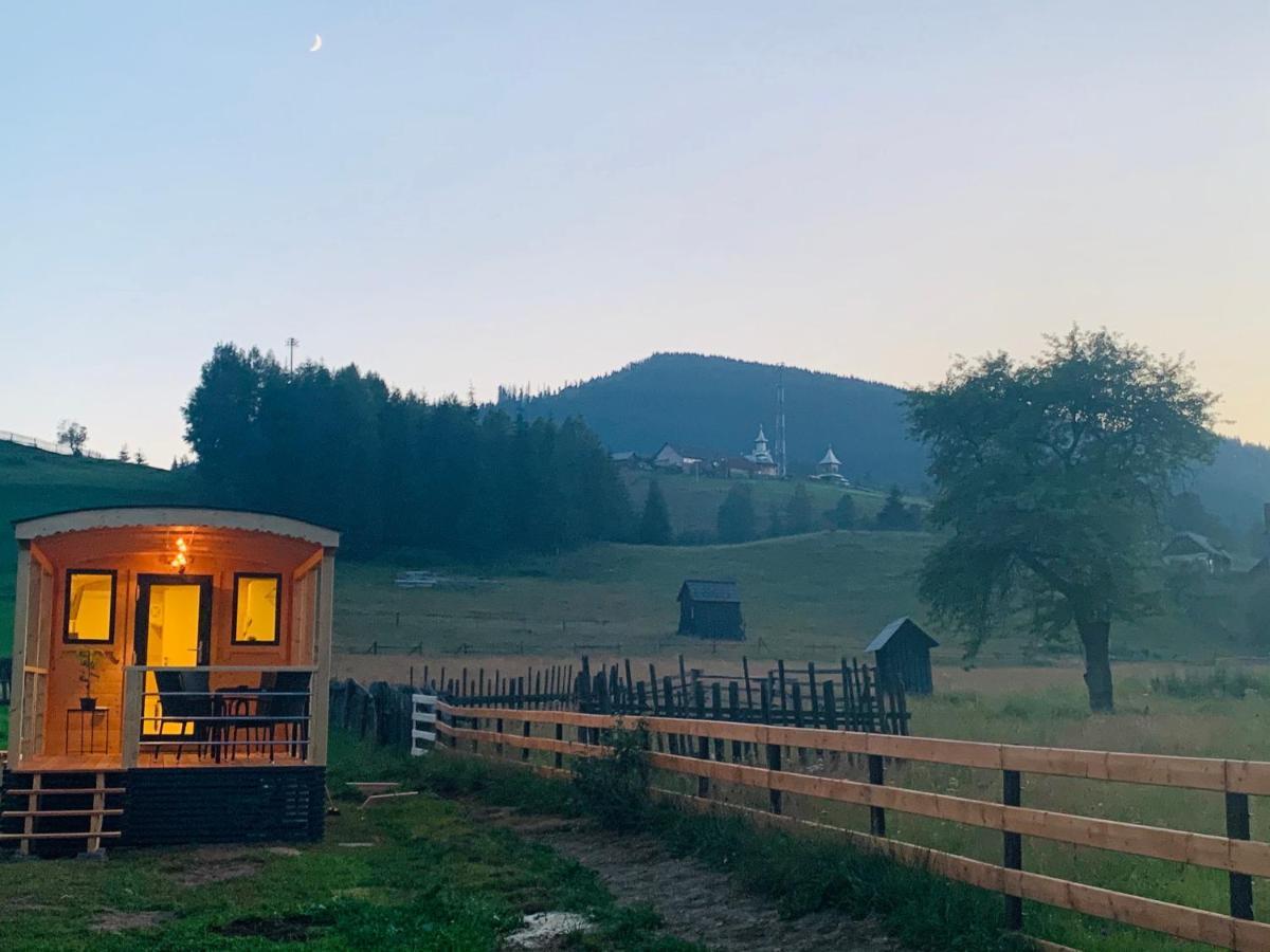 La Casuta Din Ciocanesti Exclusive Exteriér fotografie
